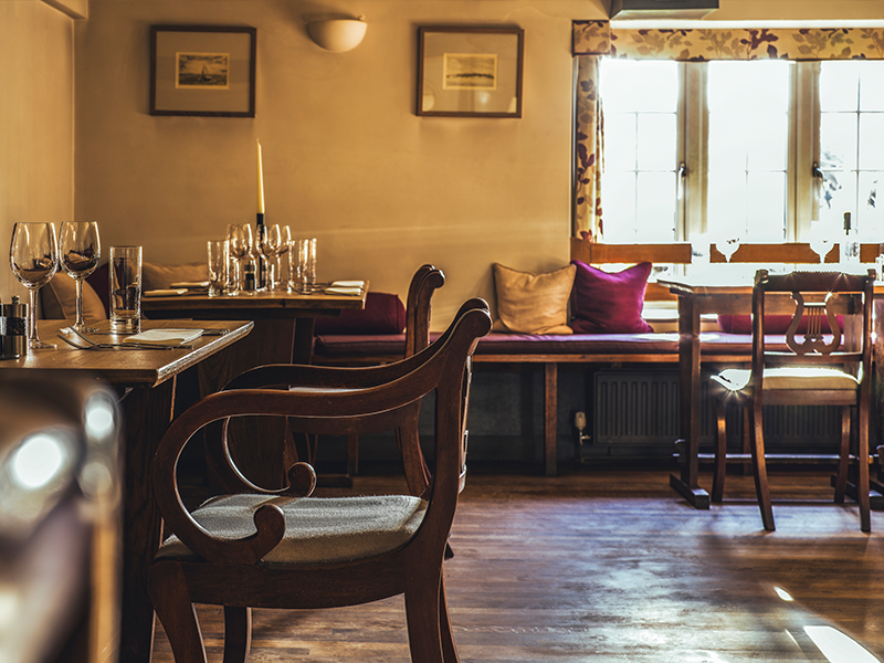 Tytherleigh Bar Cosy